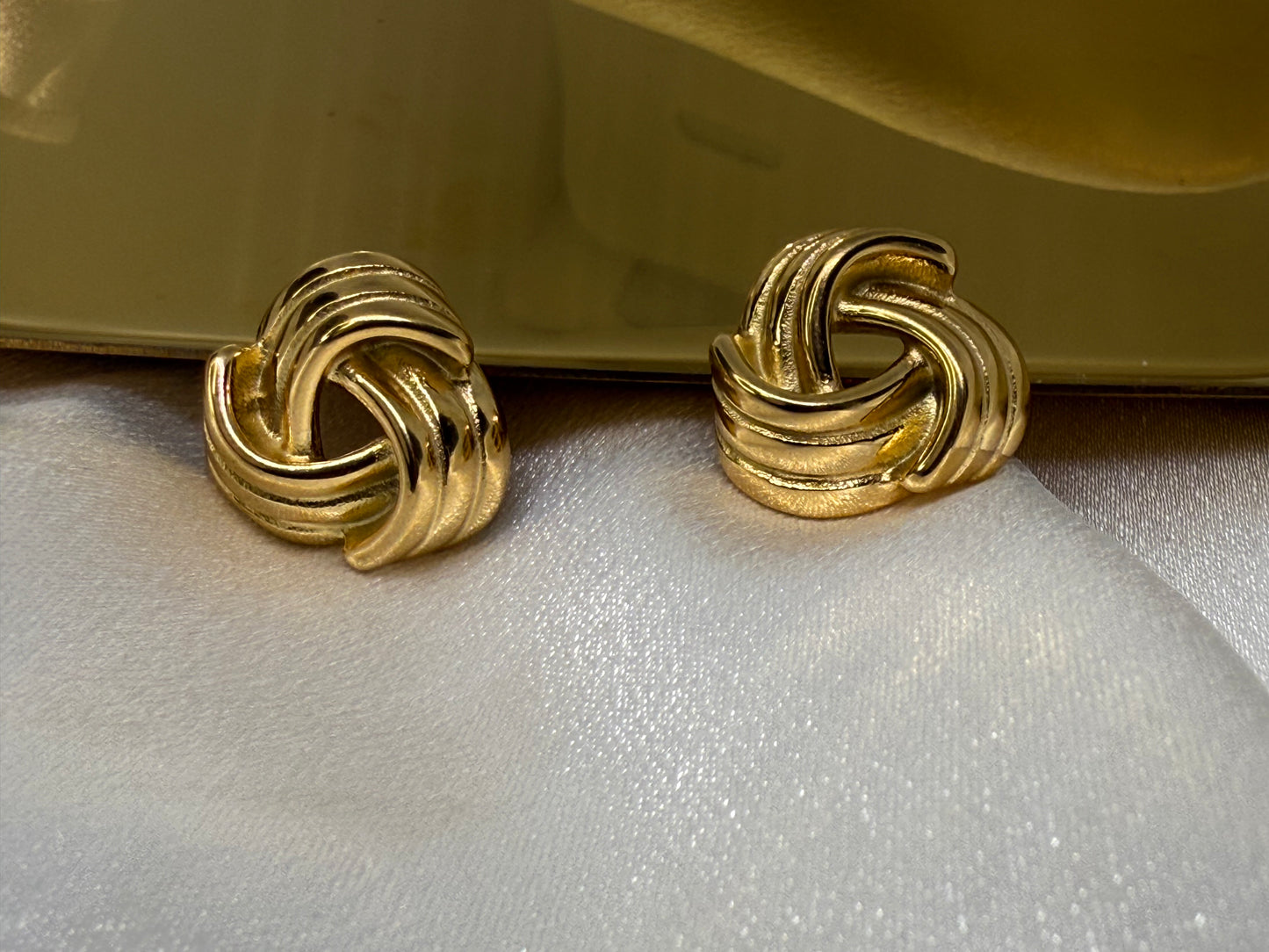 Knot Earring