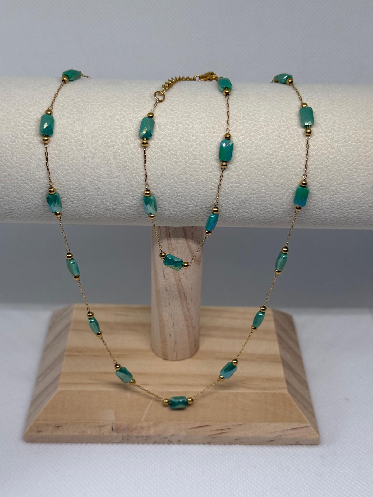 Tahitian adornment