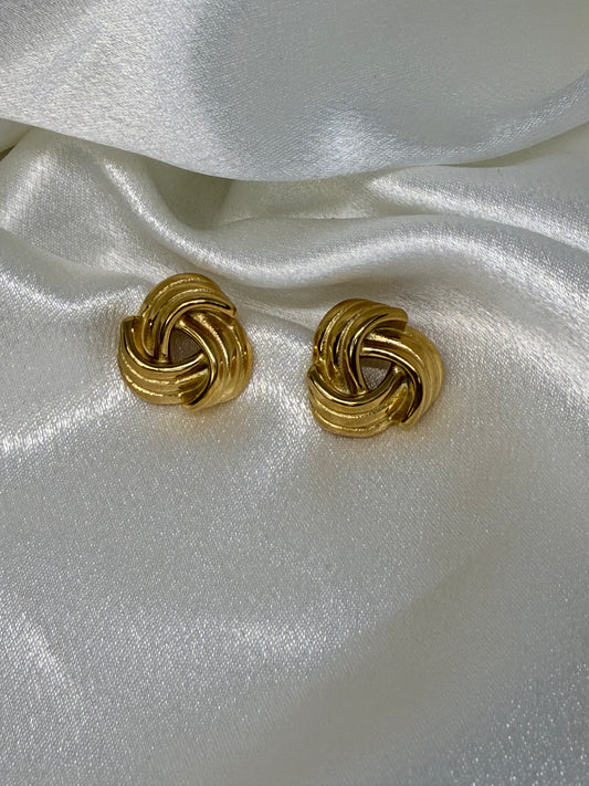 Knot Earring