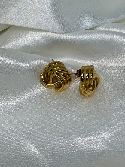 Knot Earring